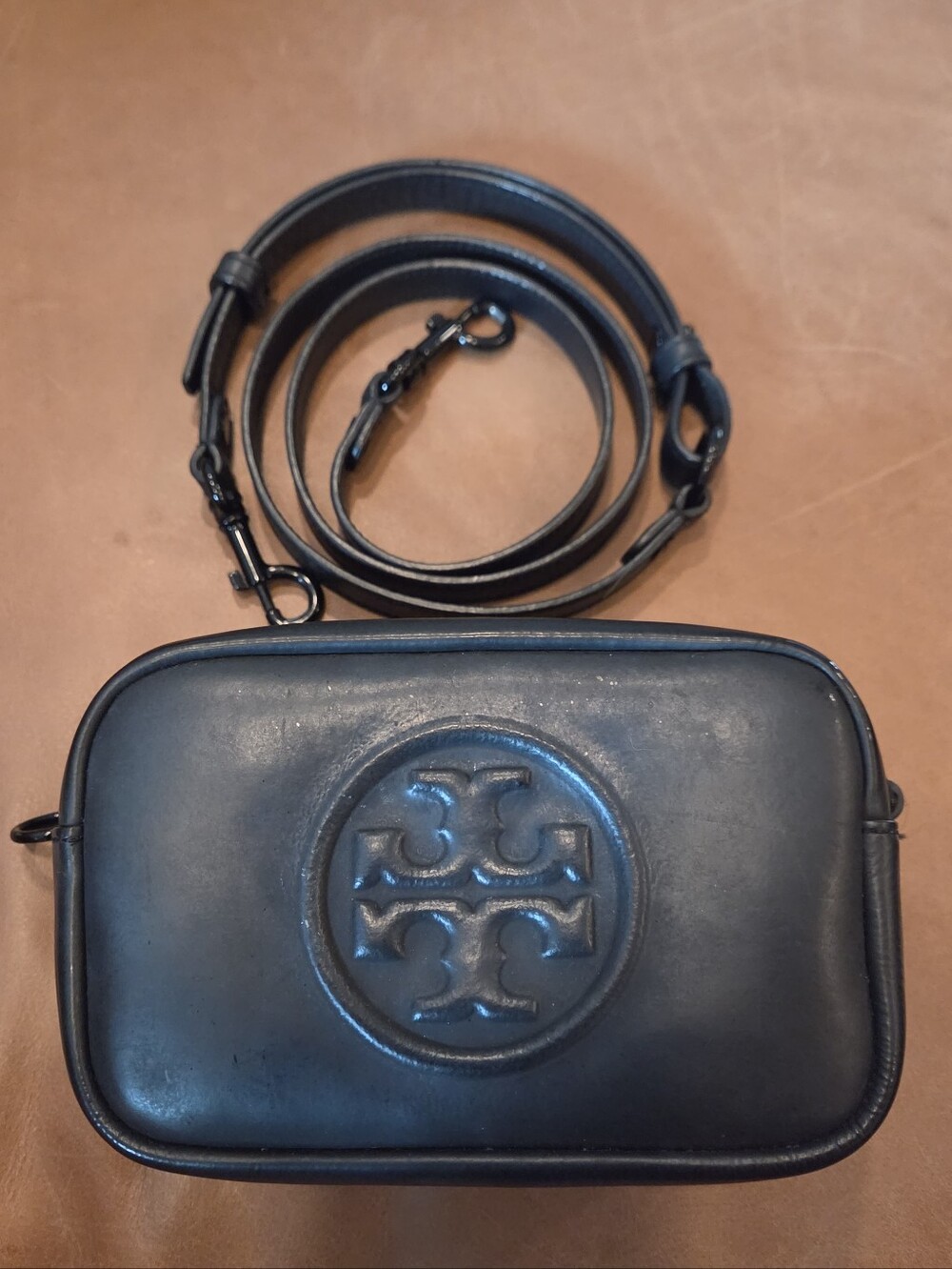 Tory Burch Perry Bombe Matte Black Crossbody Camera Bag